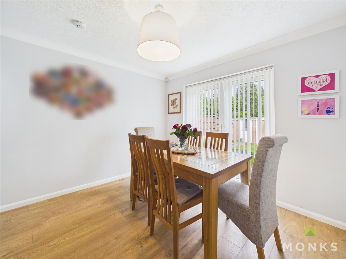 82 White Hart, Shrewsbury, SY3 7TE For Sale